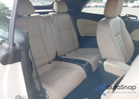 2019 Buick Cascada Premium z USA, uszkodzony, nr VIN W04WH3N50KG335921